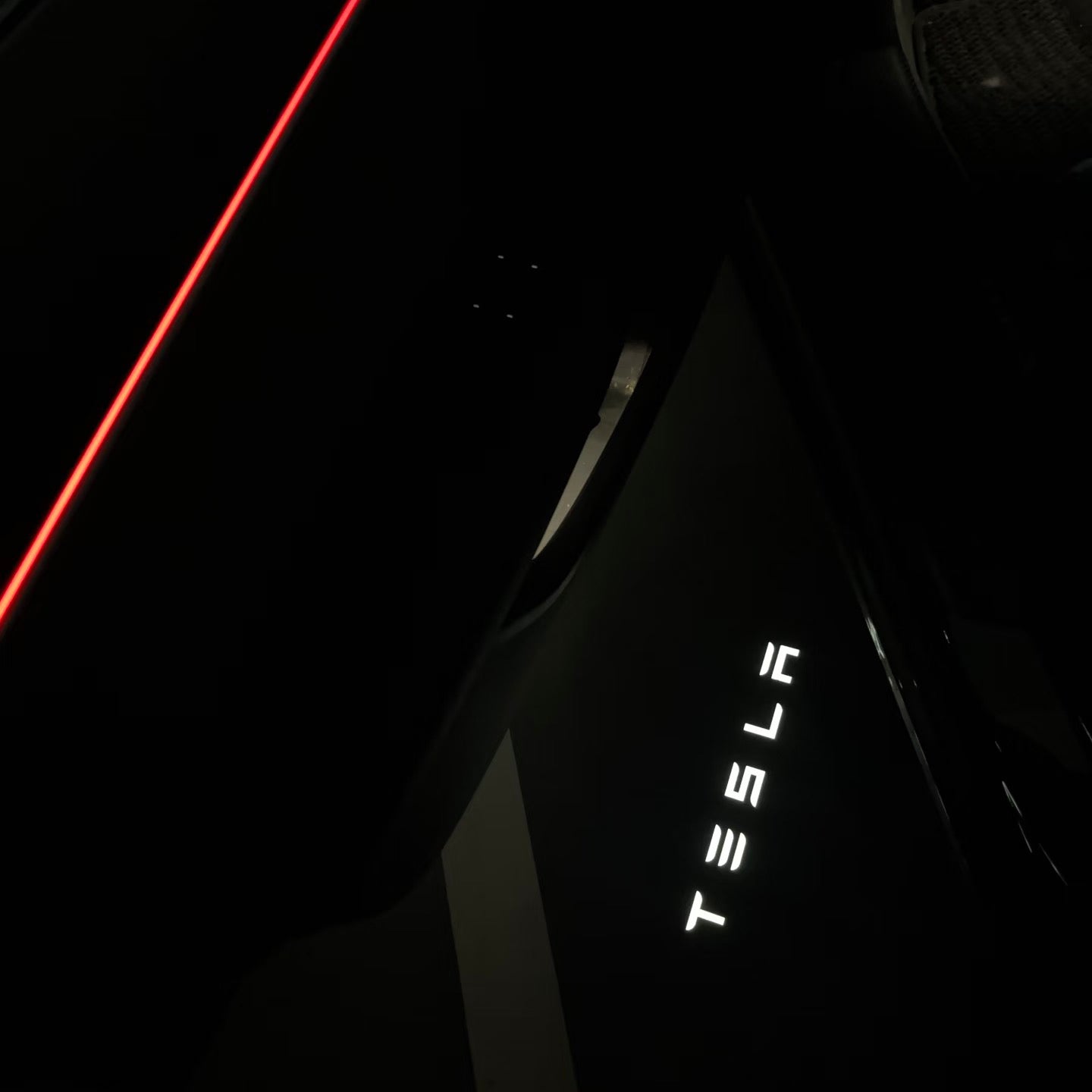 LightingBugTech Tesla Model 3&Y Ambient Door LED Projector Plug-in (2019-2024)